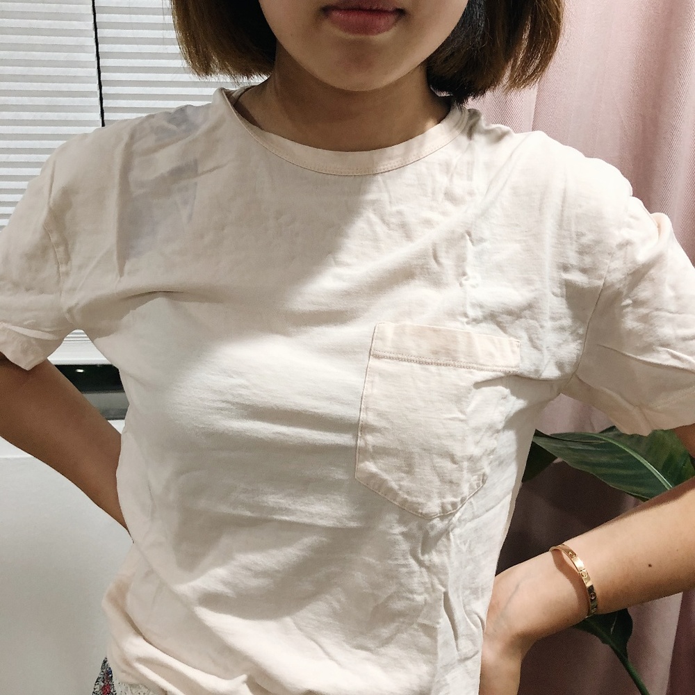 Pale pink tee with a pocket Zara